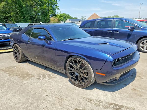 2016 DODGE CHALLENGER SXT