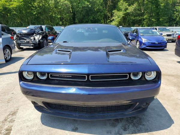 2016 DODGE CHALLENGER SXT