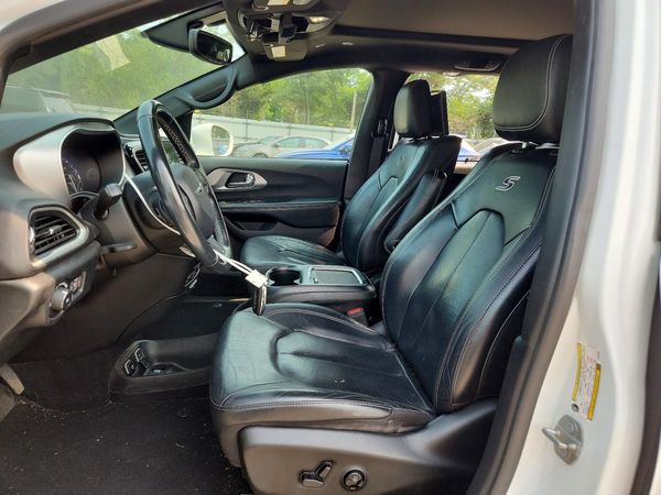 2020 CHRYSLER PACIFICA