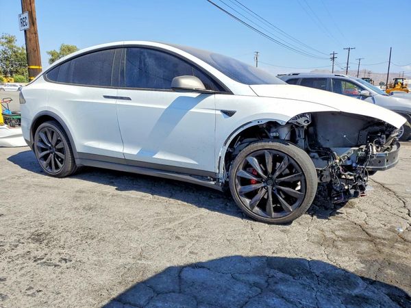 2020 TESLA MODEL X