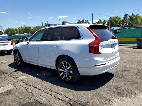 2023 VOLVO XC90