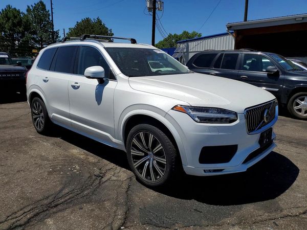 2023 VOLVO XC90