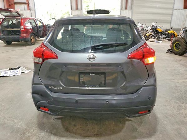 2020 NISSAN KICKS