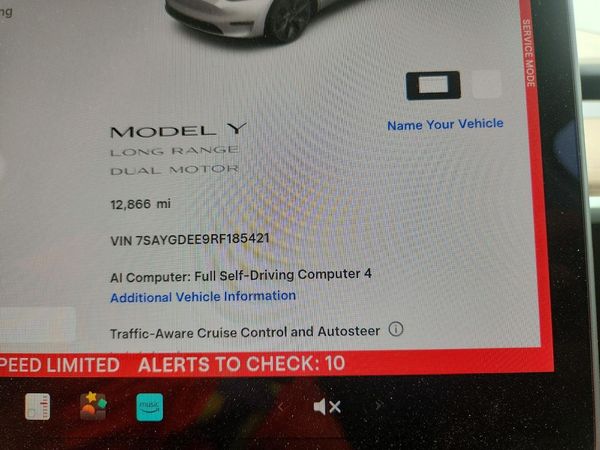 2024 TESLA MODEL Y