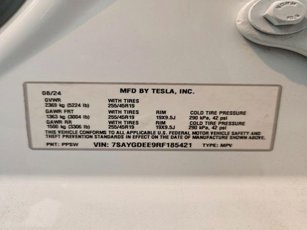 2024 TESLA MODEL Y