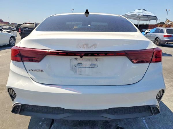 2022 KIA FORTE FE, LXS