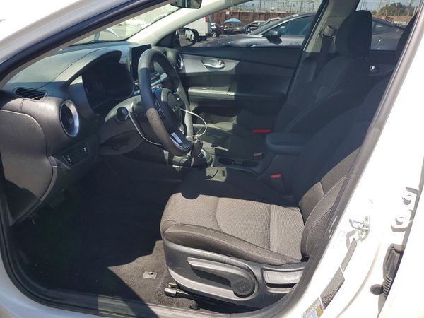 2022 KIA FORTE FE, LXS