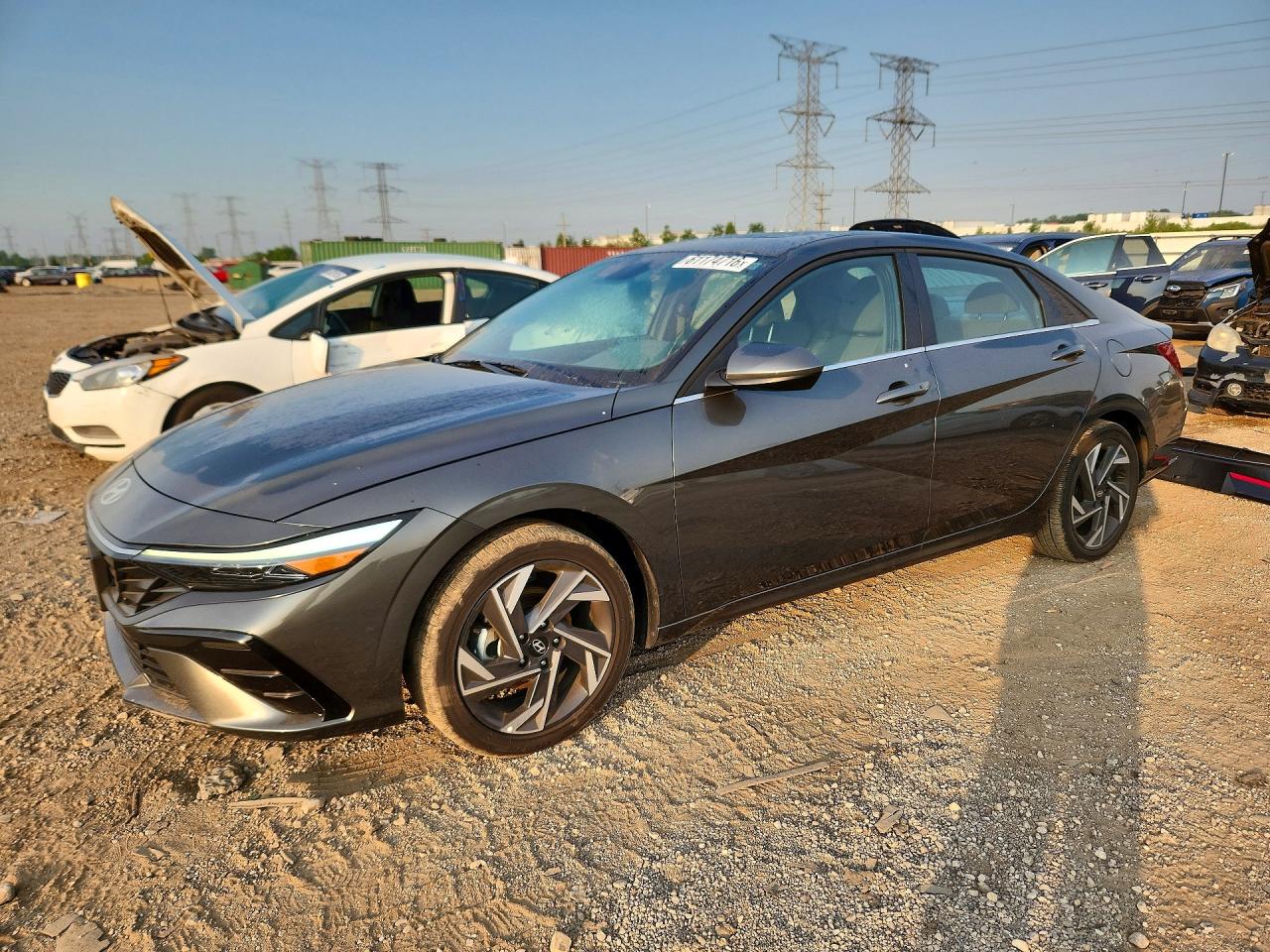 2025 HYUNDAI ELANTRA