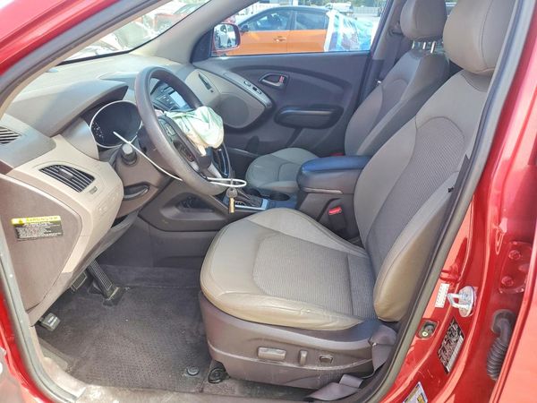 2015 HYUNDAI TUCSON GL (Middle-Low)