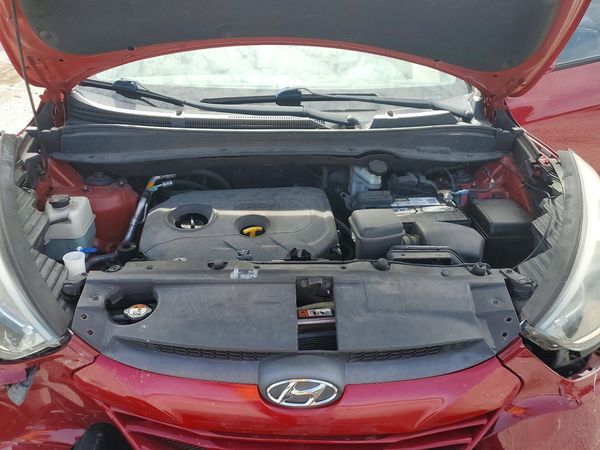2015 HYUNDAI TUCSON GL (Middle-Low)