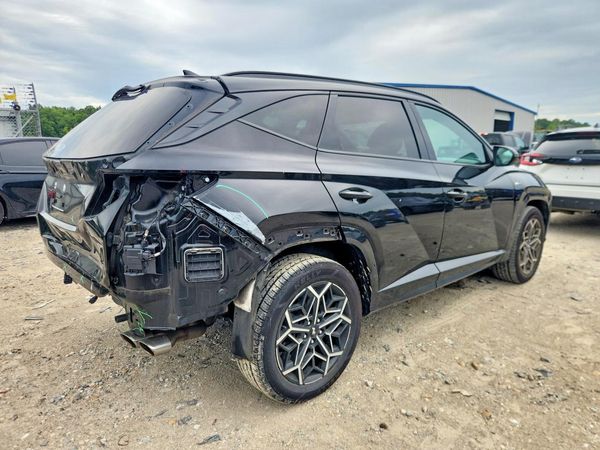 2022 HYUNDAI TUCSON