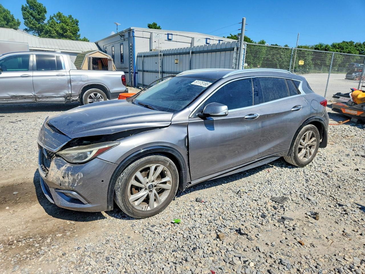 2017 INFINITI QX30