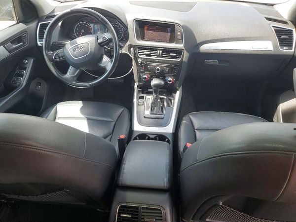 2017 AUDI Q5 quattro Premium