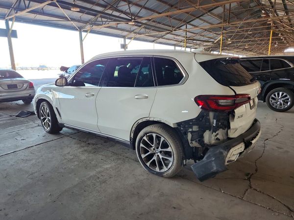 2023 BMW X5 sDrive40i