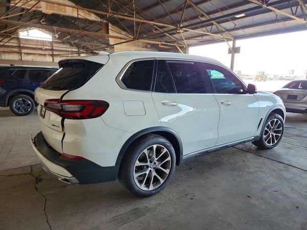 2023 BMW X5 sDrive40i
