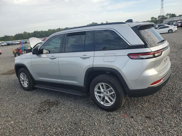 2025 JEEP GRAND CHEROKEE Laredo, Altitude