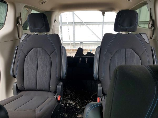 2021 CHRYSLER PACIFICA