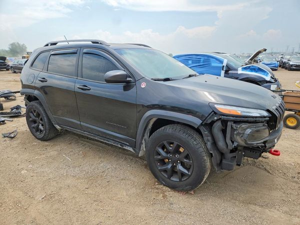 2016 JEEP CHEROKEE TRAILHAWK 4X4