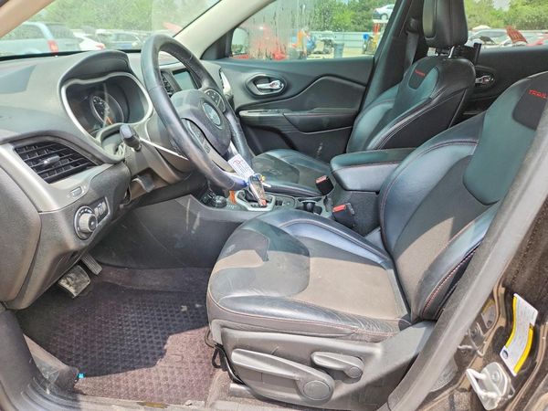 2016 JEEP CHEROKEE TRAILHAWK 4X4