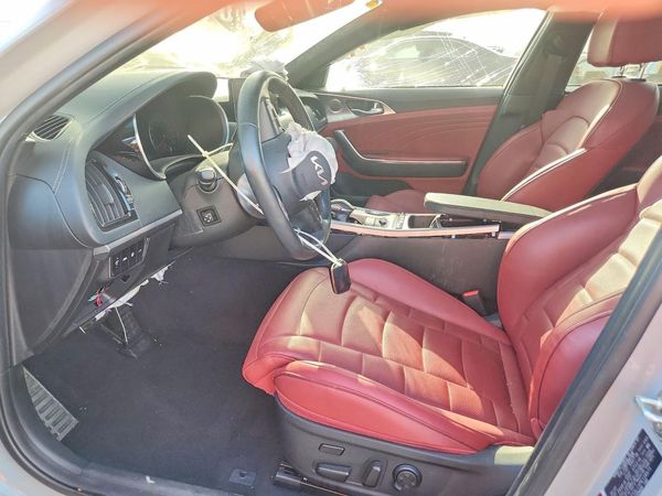 2023 KIA STINGER
