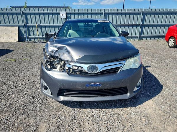 2013 TOYOTA CAMRY Hybrid