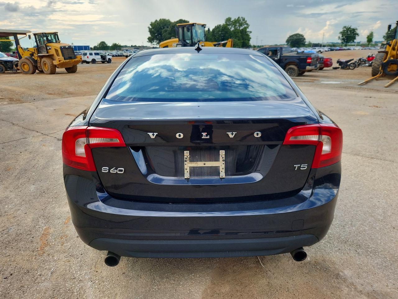 2013 VOLVO S60