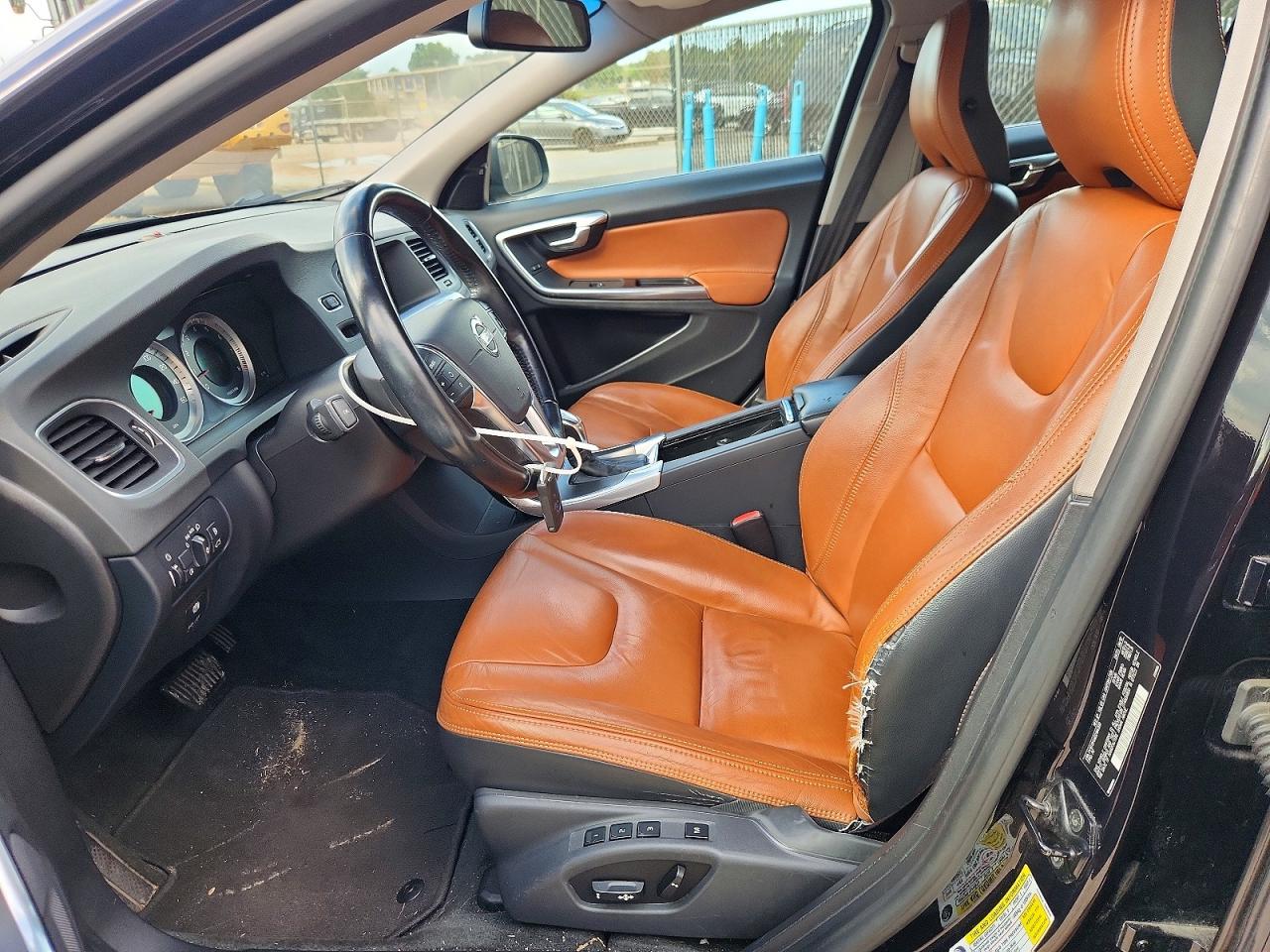 2013 VOLVO S60