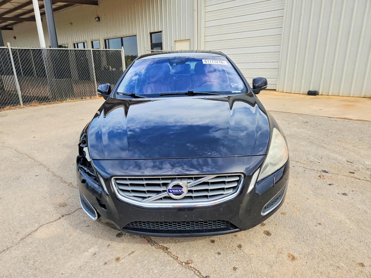 2013 VOLVO S60