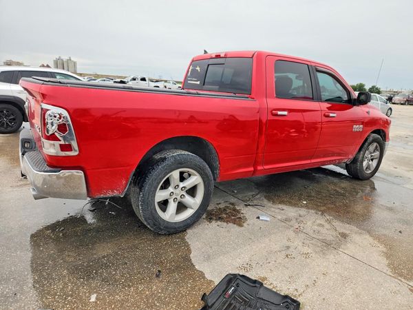 2013 RAM 1500 SLT