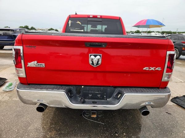 2013 RAM 1500 SLT