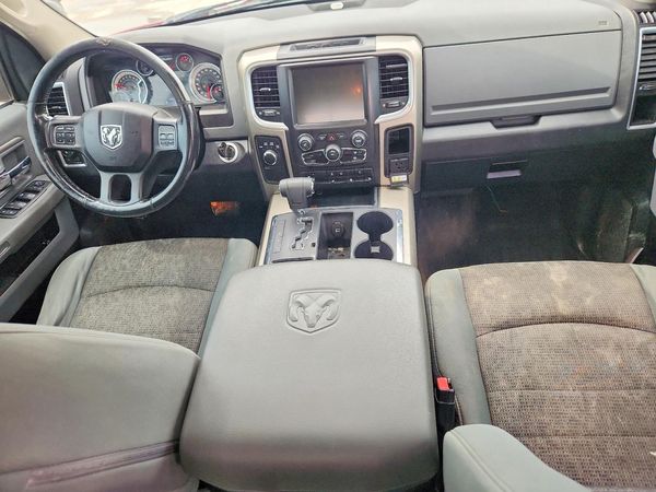 2013 RAM 1500 SLT