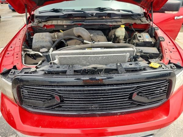 2013 RAM 1500 SLT