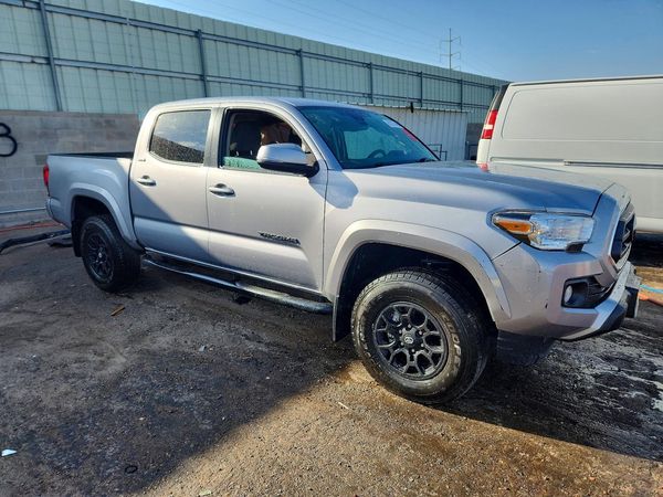 2020 TOYOTA TACOMA SR5
