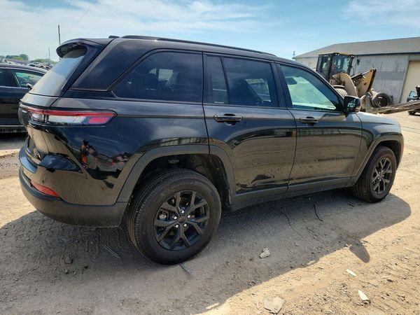 2024 JEEP GRAND CHEROKEE