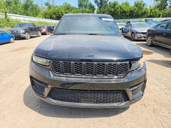 2024 JEEP GRAND CHEROKEE