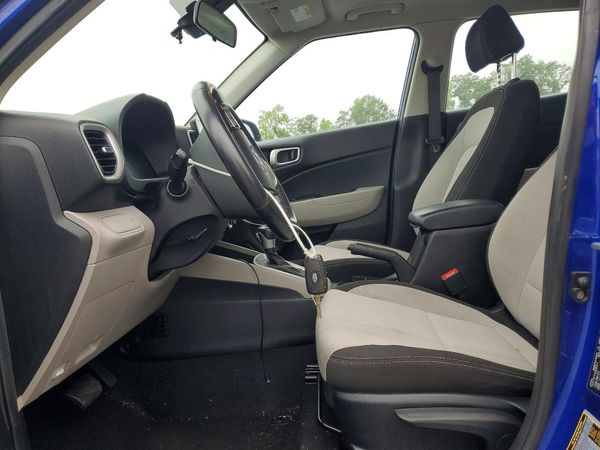 2023 HYUNDAI VENUE SEL, Limited