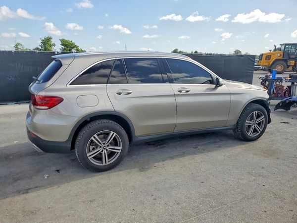 2020 MERCEDES-BENZ GLC GLC300