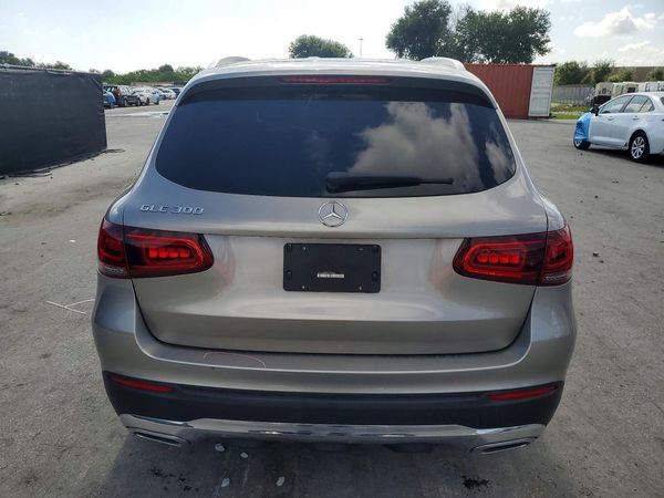 2020 MERCEDES-BENZ GLC GLC300