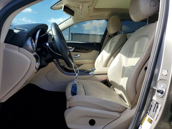 2020 MERCEDES-BENZ GLC GLC300