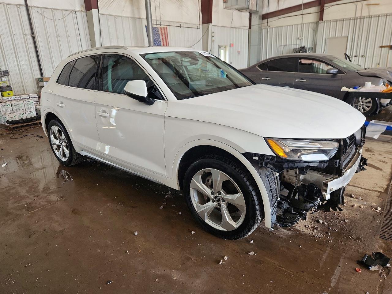2021 AUDI Q5 quattro Premium Plus
