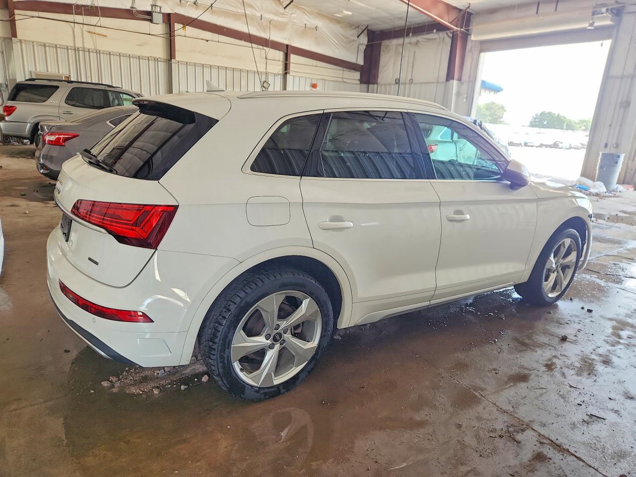 2021 AUDI Q5 quattro Premium Plus