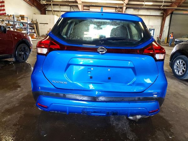 2021 NISSAN KICKS