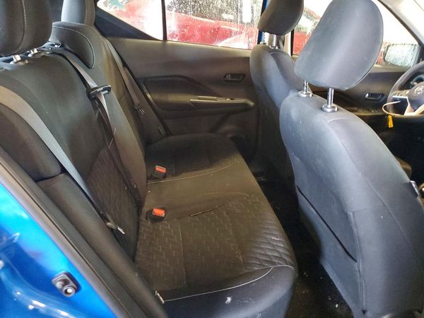 2021 NISSAN KICKS