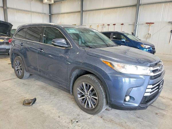 2018 TOYOTA HIGHLANDER SE/XLE