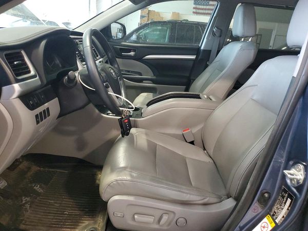 2018 TOYOTA HIGHLANDER SE/XLE