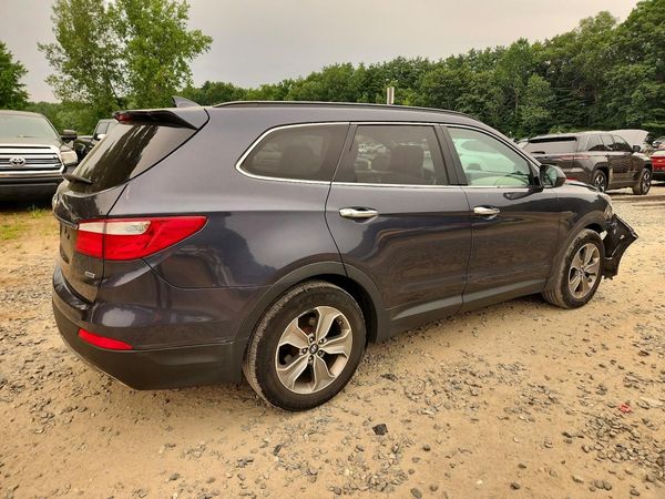 2015 HYUNDAI SANTA FE GL