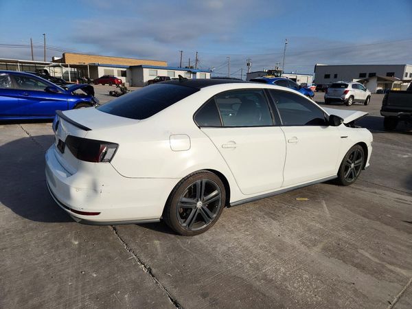 2017 VOLKSWAGEN JETTA GLI