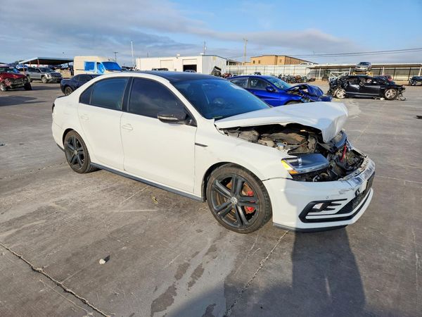 2017 VOLKSWAGEN JETTA GLI