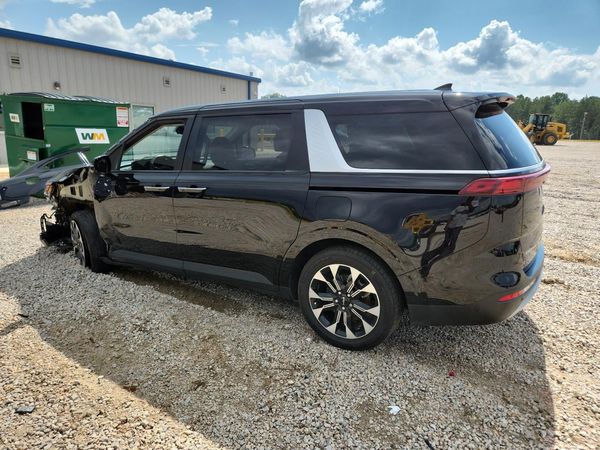 2024 KIA CARNIVAL EX