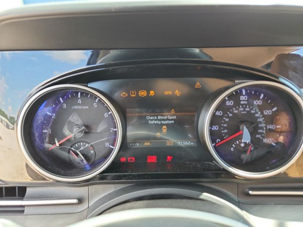 2024 KIA CARNIVAL EX